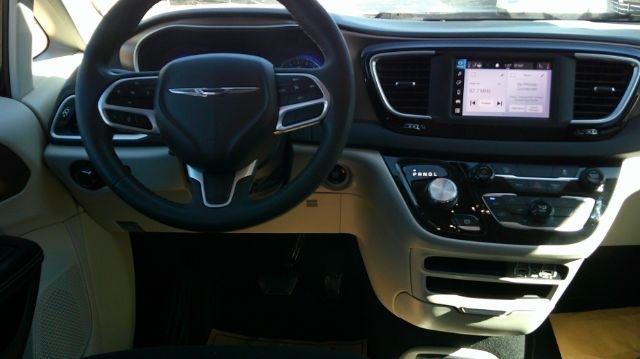 Chrysler Voyager  2022