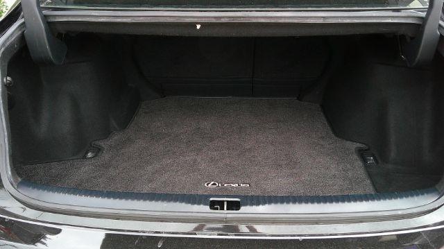 Lexus IS  2015