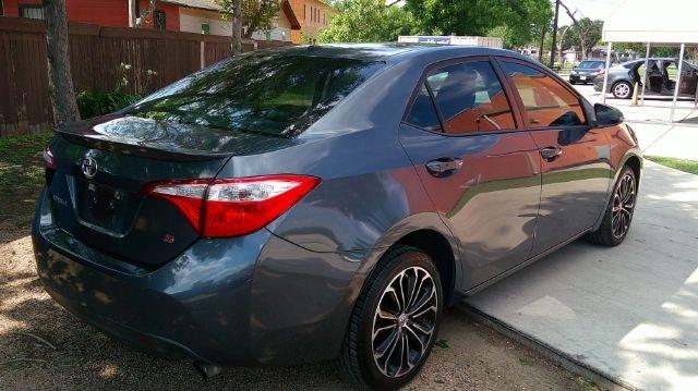 Toyota Corolla  2014