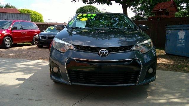 Toyota Corolla  2014