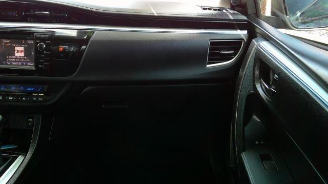 Toyota Corolla  2014