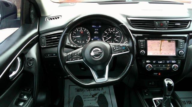 Nissan Rogue Sport  2019