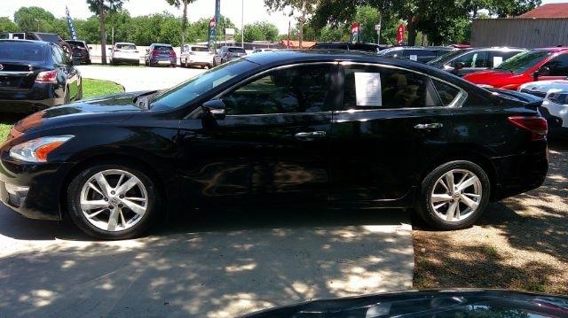 Nissan Altima  2013