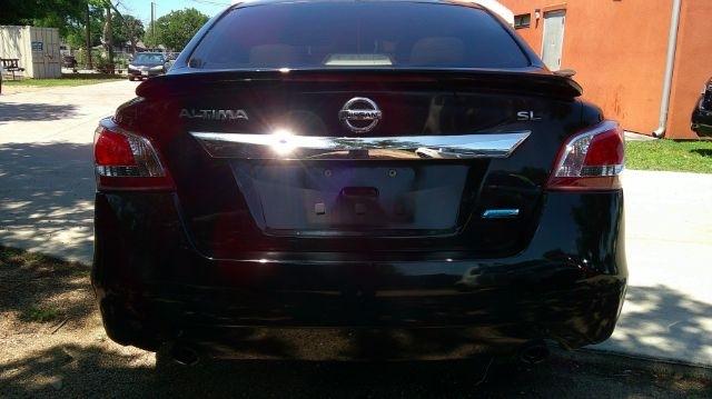 Nissan Altima  2013