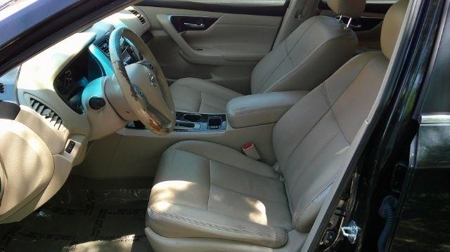 Nissan Altima  2013