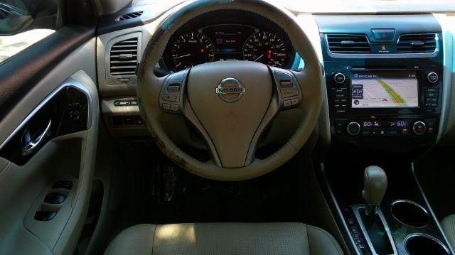 Nissan Altima  2013