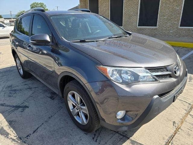 Toyota RAV4  2015