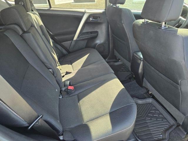 Toyota RAV4  2015