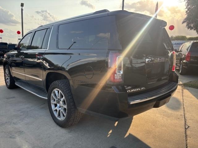 GMC Yukon Denali  2015