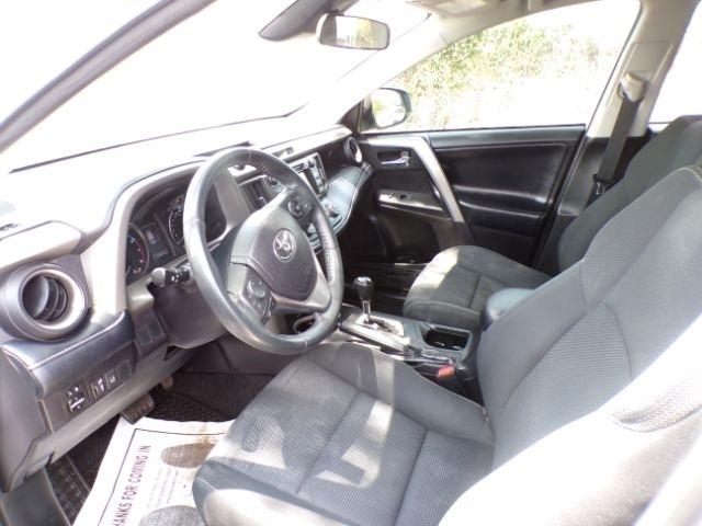 Toyota RAV4  2018