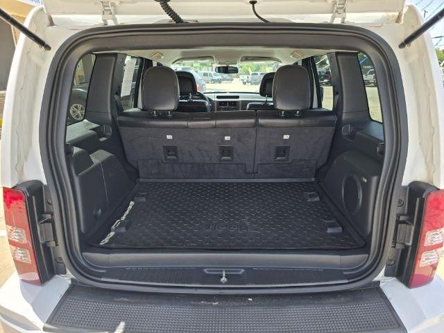 Jeep Liberty  2012