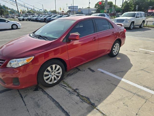 2013 Toyota Corolla LE