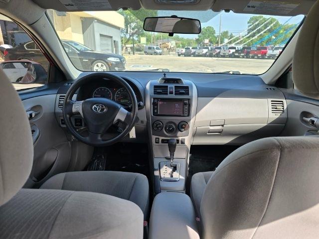 Toyota Corolla  2013