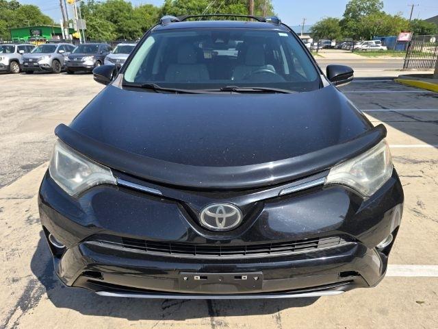 Toyota RAV4  2017