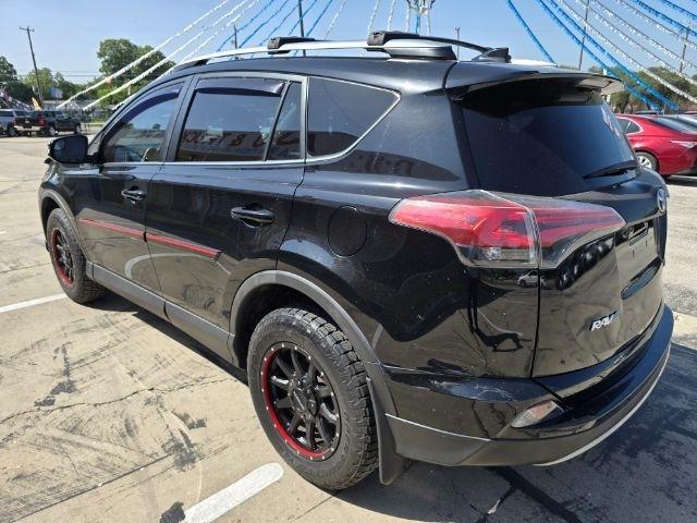 Toyota RAV4  2017