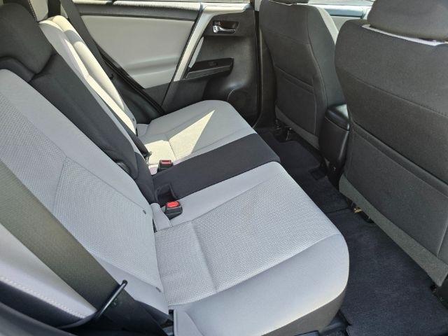 Toyota RAV4  2017