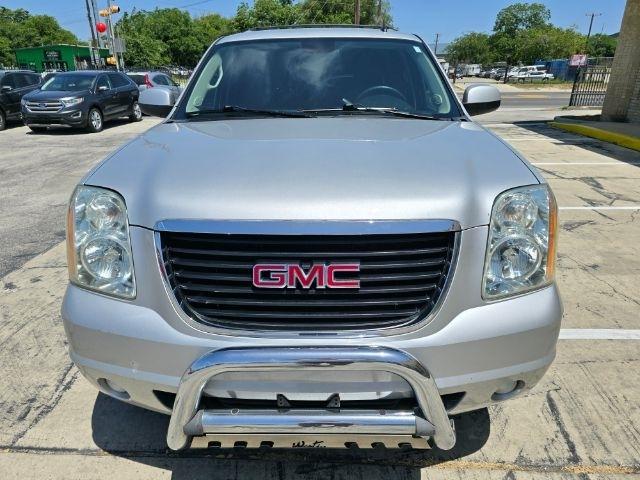 GMC Yukon XL  2011