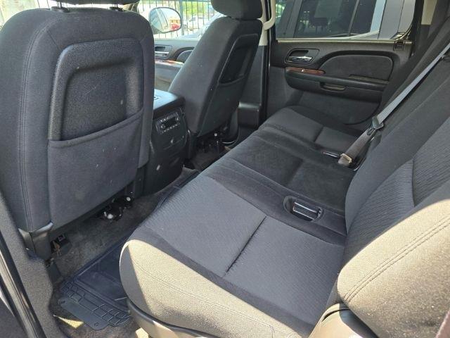 GMC Yukon XL  2011