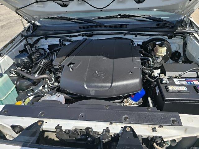 Toyota Tacoma  2015