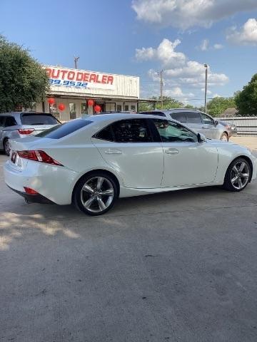 Lexus IS  2014