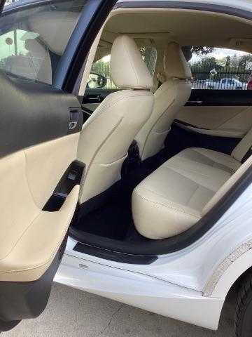 Lexus IS  2014