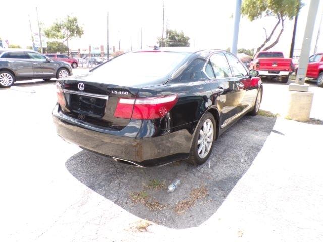 Lexus LS 460  2007