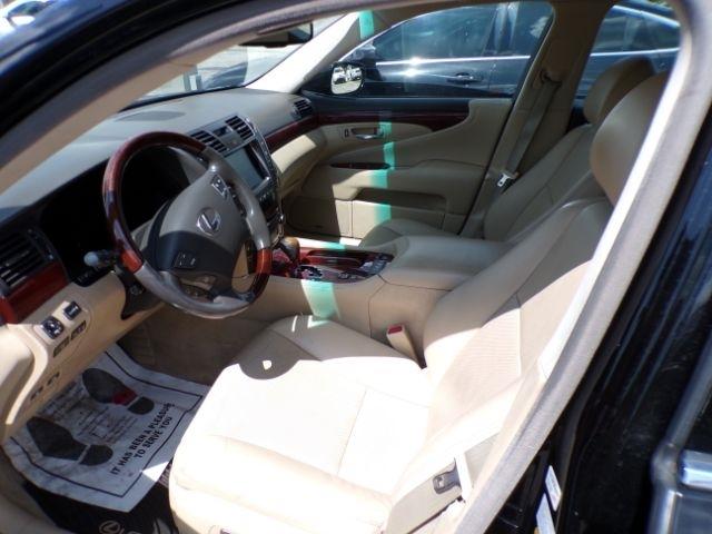 Lexus LS 460  2007