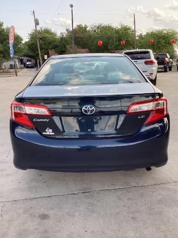 Toyota Camry  2012
