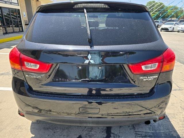 Mitsubishi Outlander Sport  2016