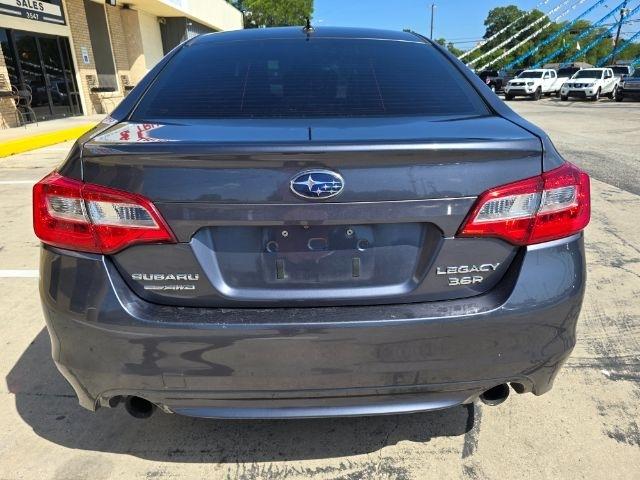 Subaru Legacy  2017
