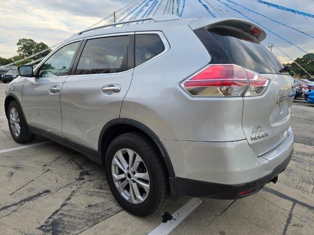 Nissan Rogue  2015