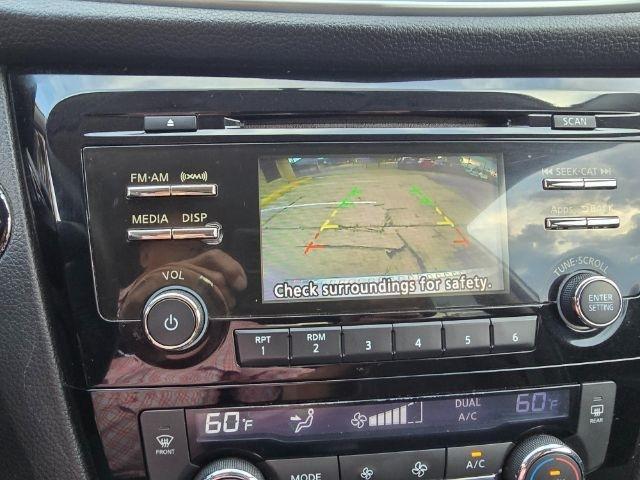Nissan Rogue  2015