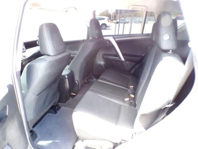 Toyota RAV4  2018