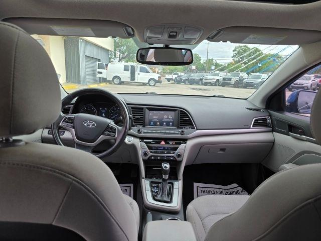 Hyundai Elantra  2018