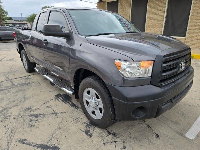 Toyota Tundra  2013