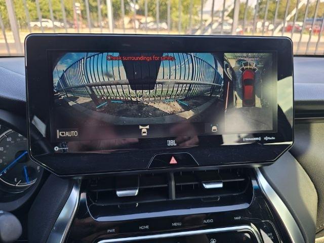 Toyota Venza  2021
