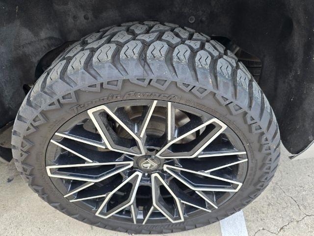 Chevrolet Suburban  2018
