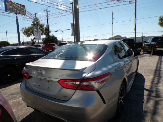Toyota Camry  2019