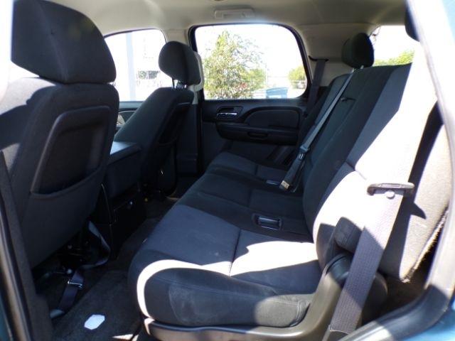 Chevrolet Tahoe  2010
