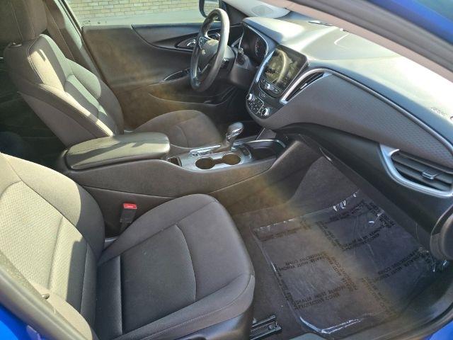 Chevrolet Malibu  2023