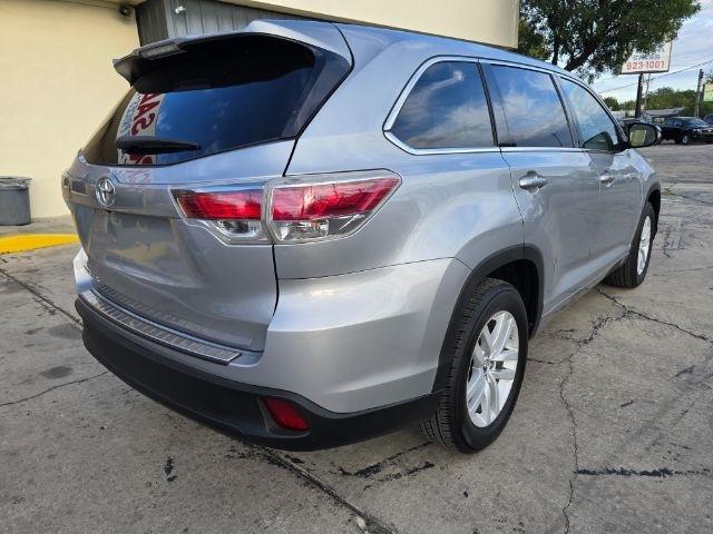 Toyota Highlander  2016