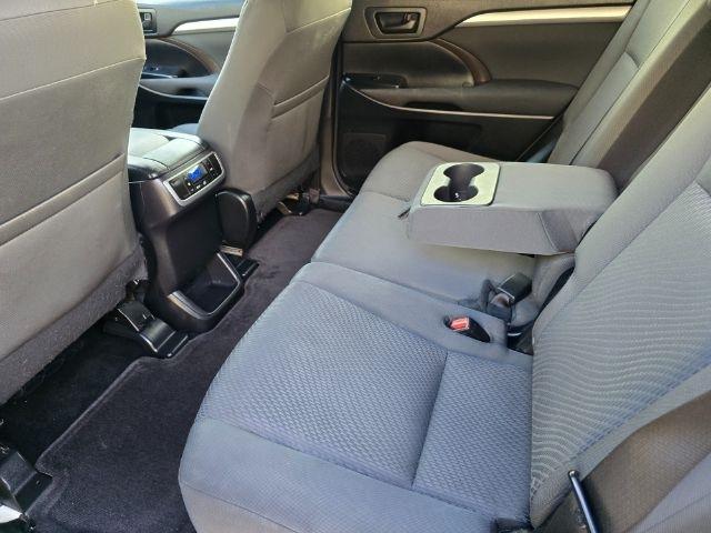 Toyota Highlander  2016