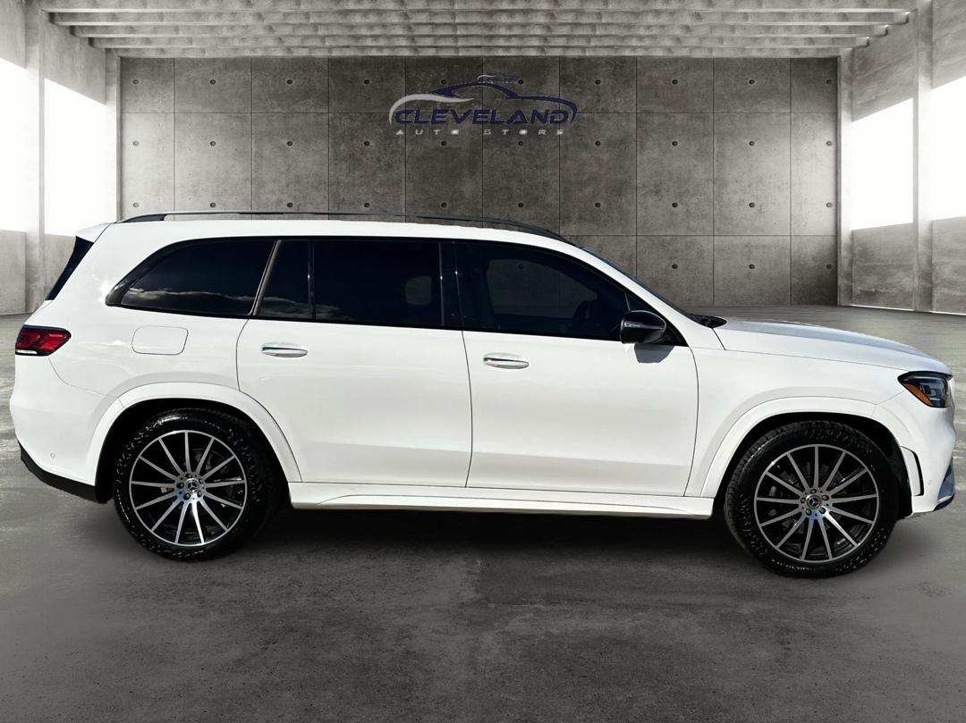 Mercedes-Benz GLS-Class  2023