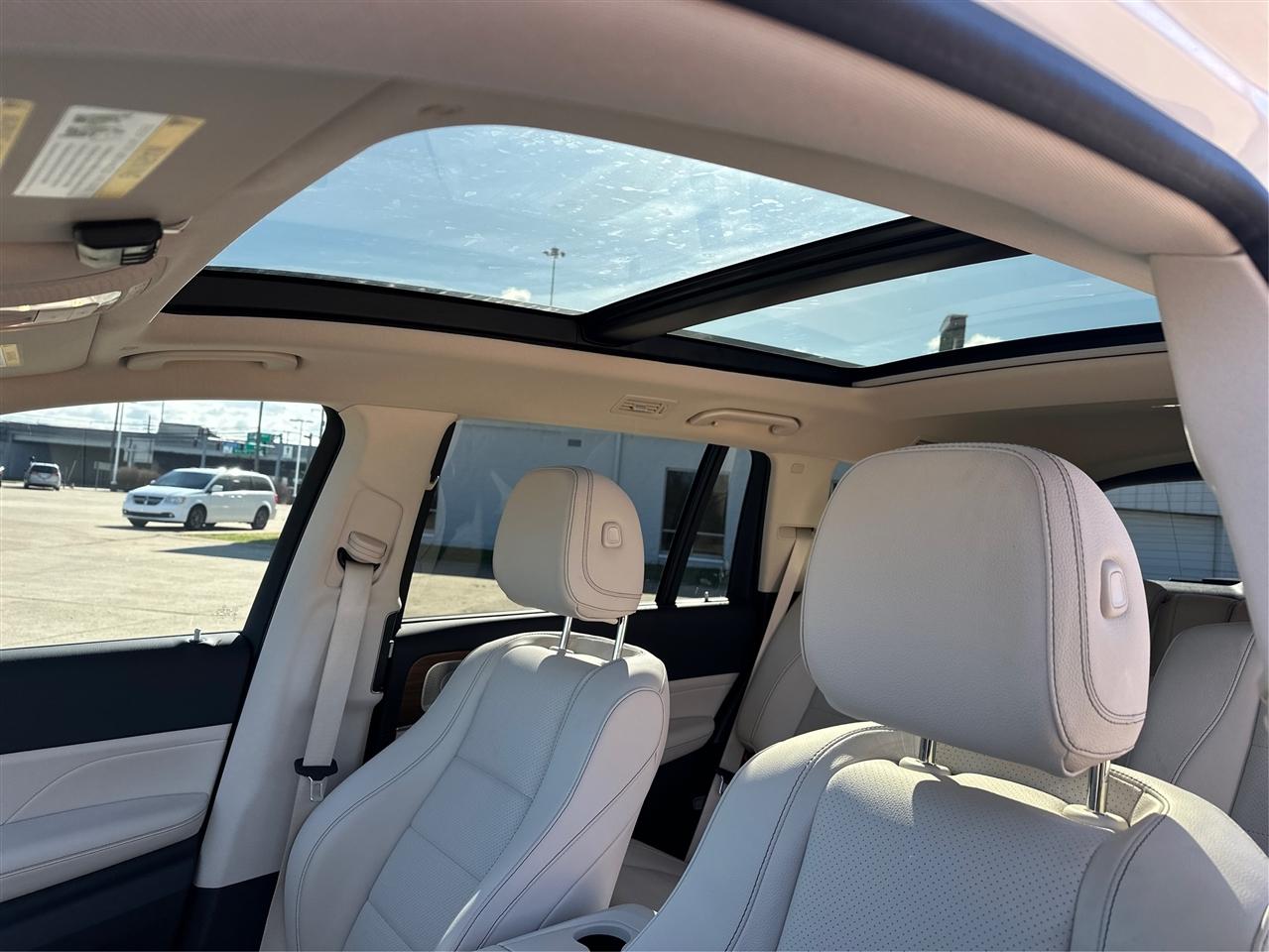 Mercedes-Benz GLS-Class  2023