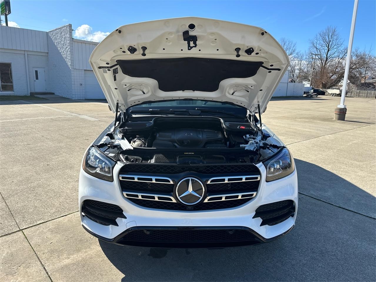 Mercedes-Benz GLS-Class  2023