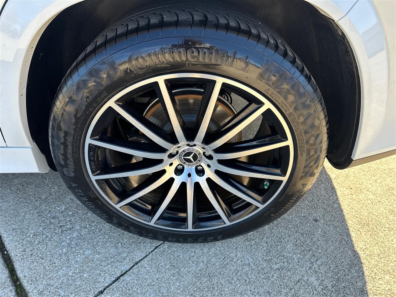 Mercedes-Benz GLS-Class  2023