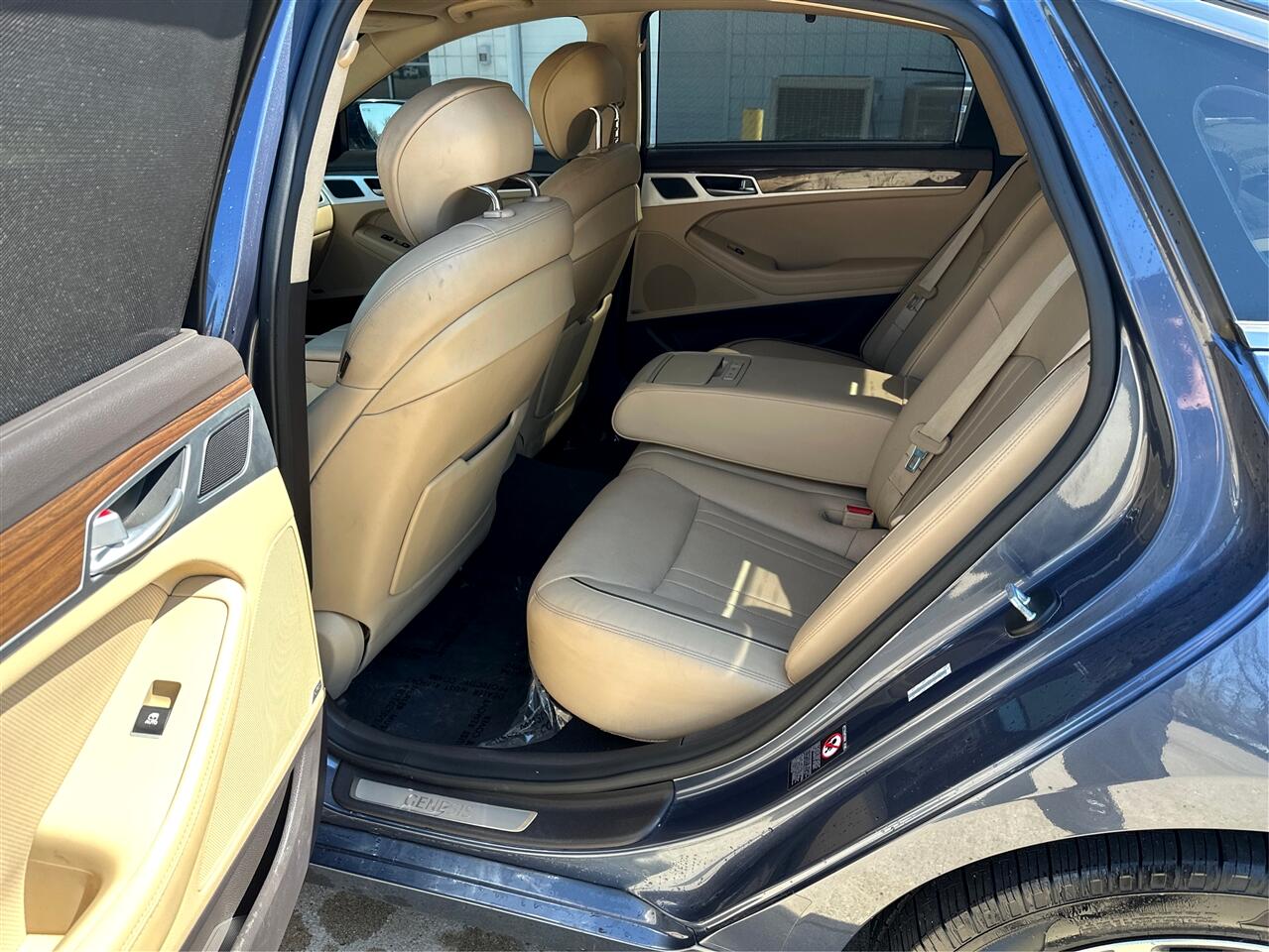 Hyundai Genesis  2015 Hyundai Genesis  2015