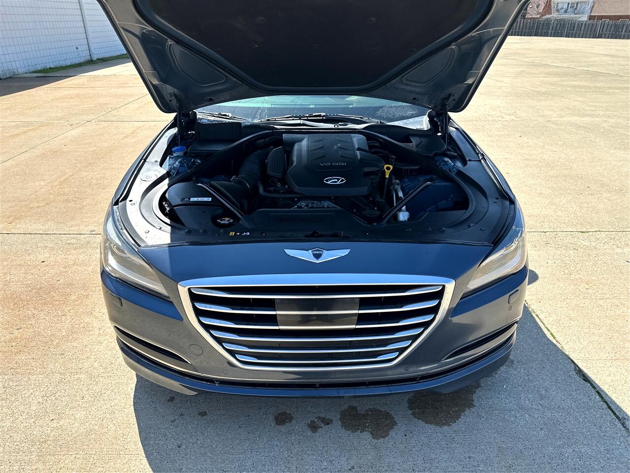 Hyundai Genesis  2015 Hyundai Genesis  2015