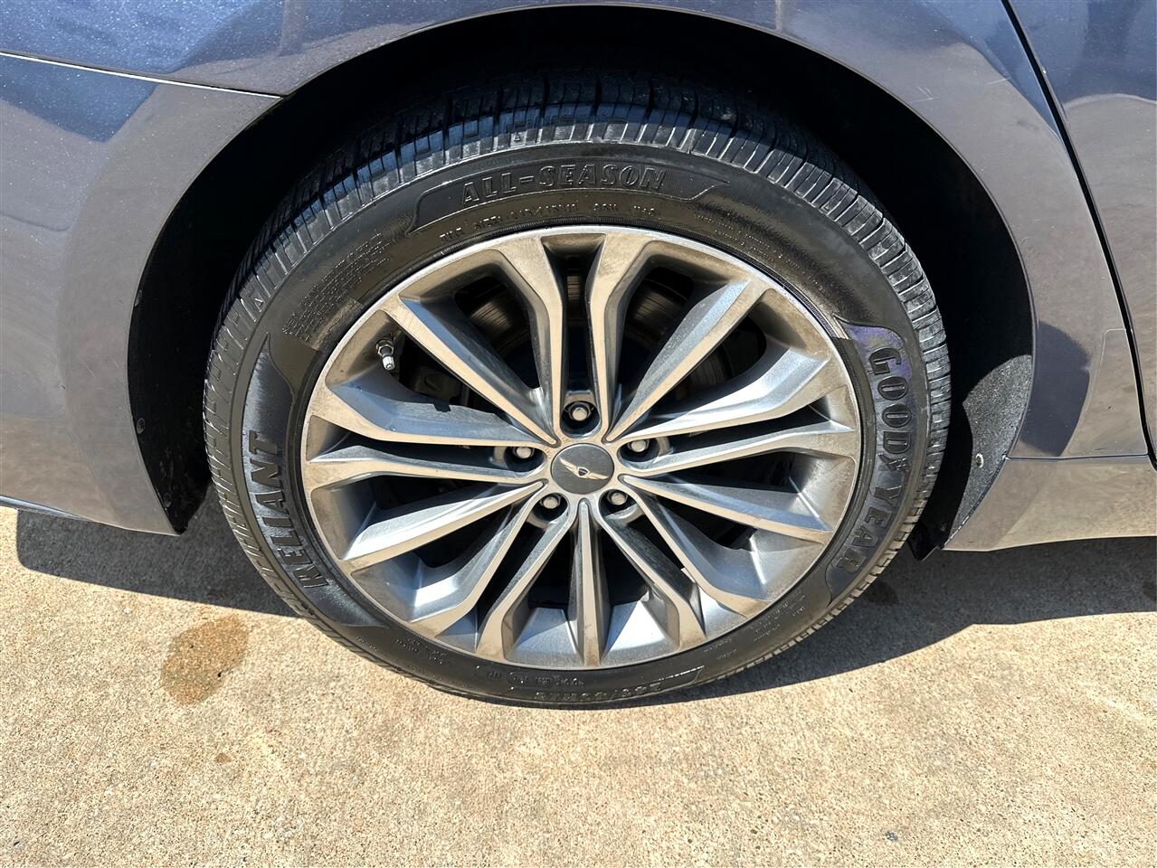 Hyundai Genesis  2015 Hyundai Genesis  2015