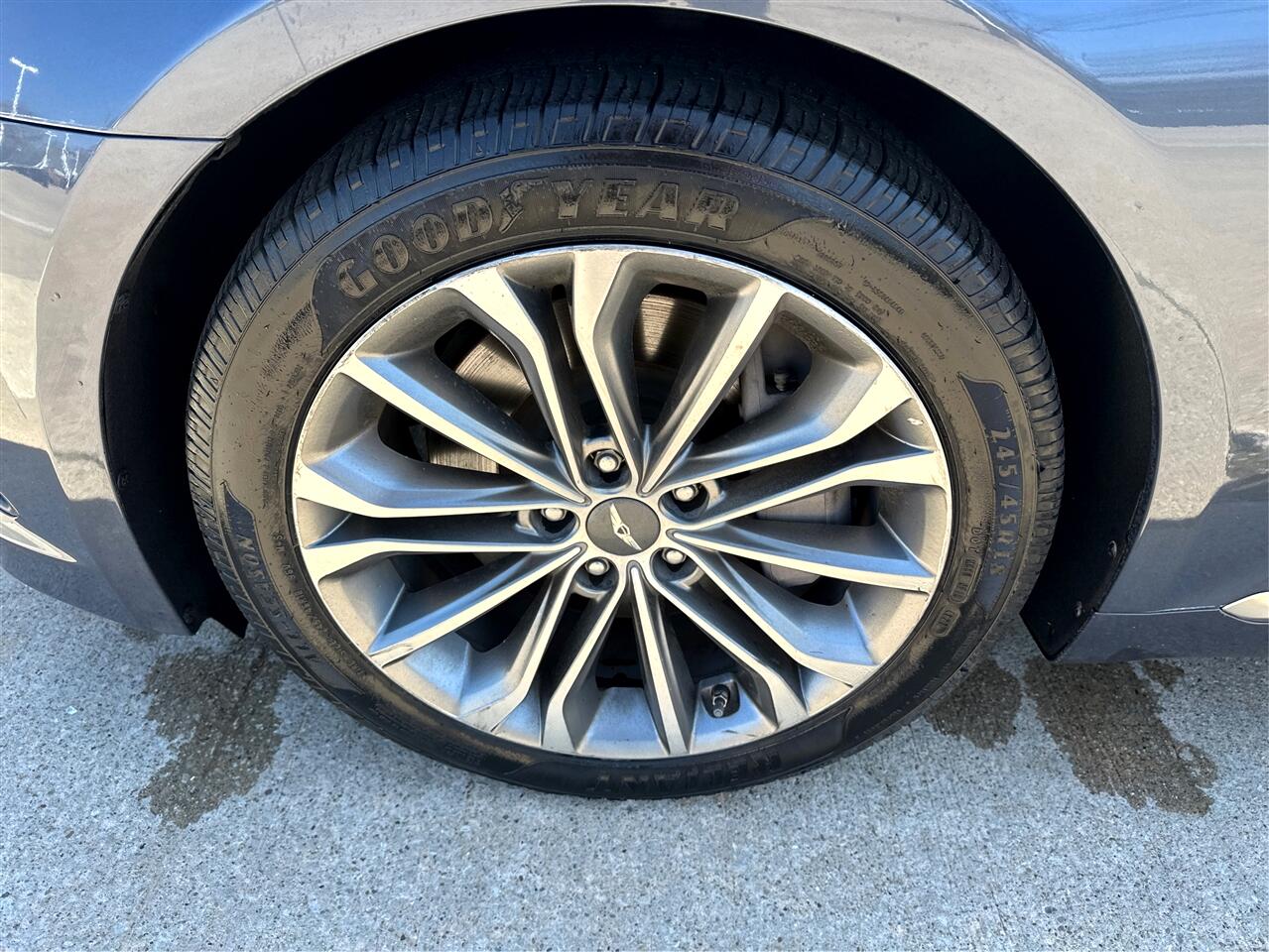 Hyundai Genesis  2015 Hyundai Genesis  2015